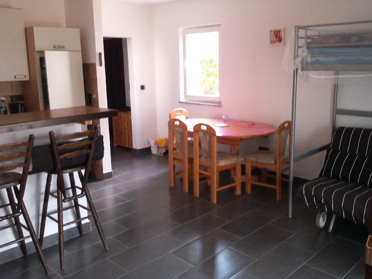 Ferienwohnung-Apartment Bootsliegeplatz Nach Anfrage Povljana Εξωτερικό φωτογραφία